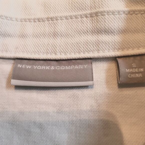 Bling White Jean Vest NWOT - Picture 9 of 9